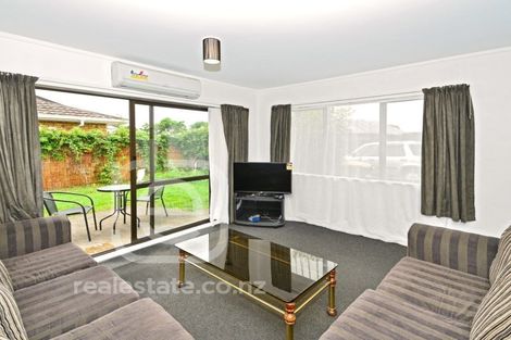 Photo of property in 2/10 Airfield Road, Takanini, 2112