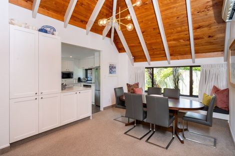 Photo of property in 21a Chambers Street, Havelock North, 4130