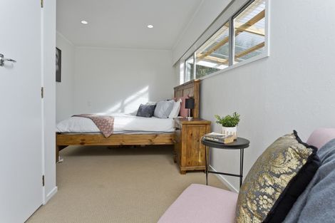 Photo of property in 1/55 Sylvia Road, Hillcrest, Auckland, 0627