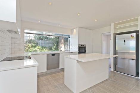 Photo of property in 4 Cliff Road, Torbay, Auckland, 0630