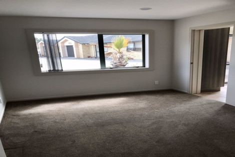 Photo of property in 6 Top Road, Dairy Flat, Albany, 0792