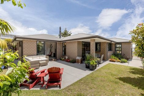 Photo of property in 13 Island View Heights, Coastlands, Whakatane, 3120