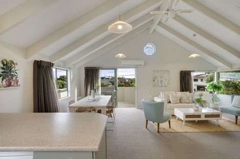 Photo of property in 83 The Esplanade, Raumati South, Paraparaumu, 5032