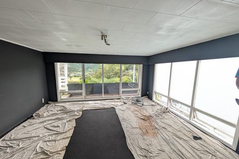 Photo of property in 74 Holborn Drive, Stokes Valley, Lower Hutt, 5019