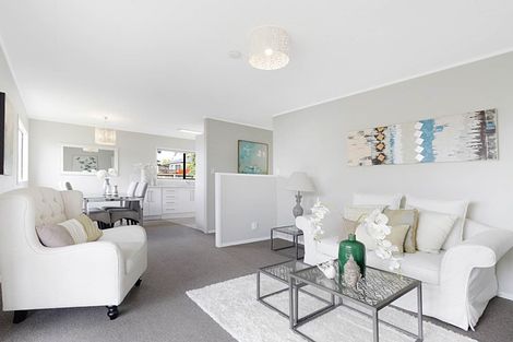 Photo of property in 1/23 Blacklock Avenue, Henderson, Auckland, 0612