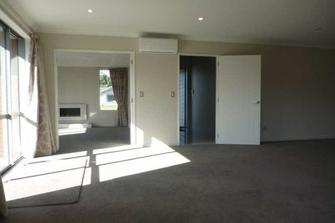 Photo of property in 73 Mcmahon Drive, Aidanfield, Christchurch, 8025