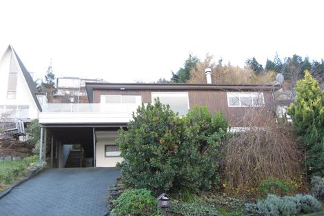 Photo of property in 44 Panorama Terrace, Queenstown, 9300