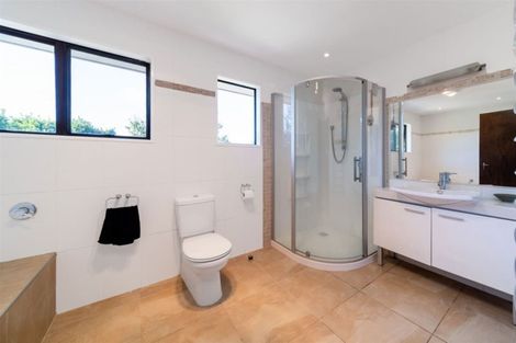 Photo of property in 11 Matai Road, Wanaka, 9305