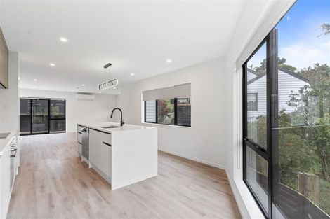 Photo of property in 10 Libby Lane, Howick, Auckland, 2010