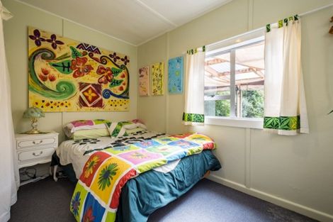 Photo of property in 27 Buller Street, Picton, 7220