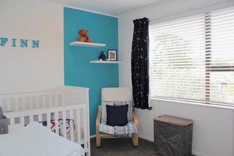 Photo of property in 99c Captain Scott Road, Glen Eden, Auckland, 0602