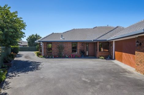 Photo of property in 42 Cedar Drive, Paraparaumu Beach, Paraparaumu, 5032