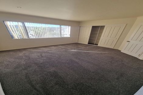 Photo of property in 3/102 Greenhithe Road, Greenhithe, Auckland, 0632