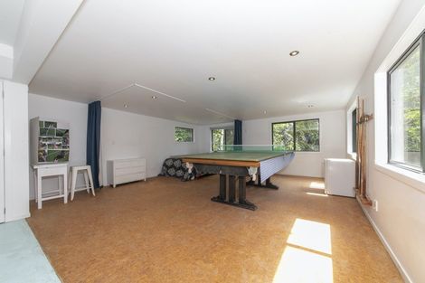 Photo of property in 53 Rayner Road, Piha, New Lynn, 0772