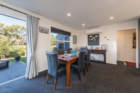 Photo of property in 23 Puketutu Grove, Motueka, 7120