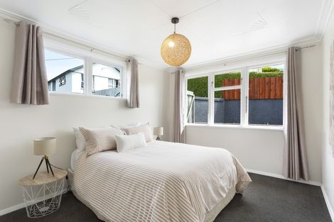 Photo of property in 25 Hanlon Street, Halfway Bush, Dunedin, 9010