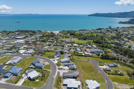 Photo of property in 21 Christine Drive, Coopers Beach, 0420