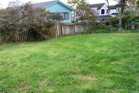 Photo of property in 1/114 Manuka Road, Bayview, Auckland, 0629