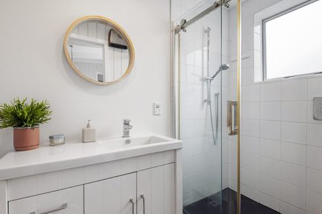 Photo of property in 8 Willow Avenue, Birkenhead, Auckland, 0626