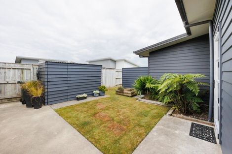 Photo of property in 46 Rosalie Terrace, Kelvin Grove, Palmerston North, 4414