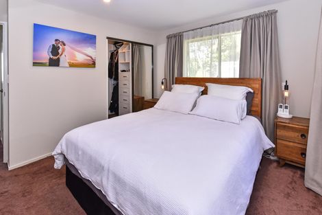 Photo of property in 44 Pinehurst Place, Wattle Downs, Auckland, 2103