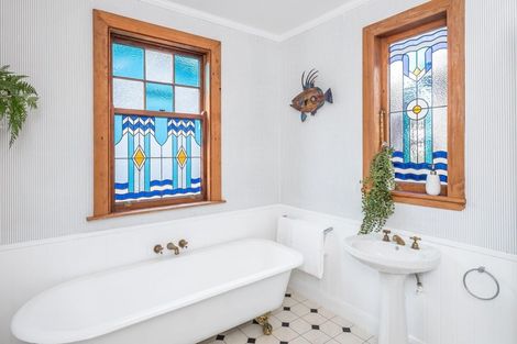 Photo of property in 9 Manly Street, Paraparaumu Beach, Paraparaumu, 5032