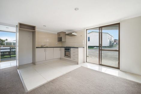 Photo of property in 343 Main Road, Huapai, Kumeu, 0810