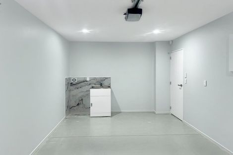 Photo of property in 4 Nicola Place, Mangere, Auckland, 2022