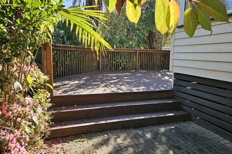 Photo of property in 581 Great South Road, Rosehill, Papakura, 2113