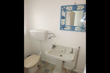 Photo of property in 6 Wainamu Road, Raglan, 3297