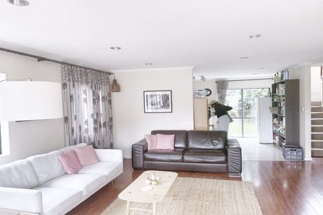 Photo of property in 94c Aranui Road, Mount Wellington, Auckland, 1060