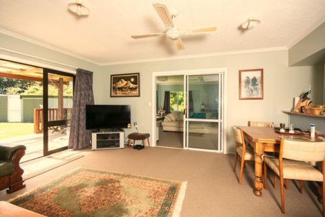 Photo of property in 5820 Kenepuru Road, Waitaria Bay, Picton, 7282