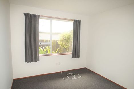 Photo of property in 2/58 Mathesons Road, Phillipstown, Christchurch, 8011