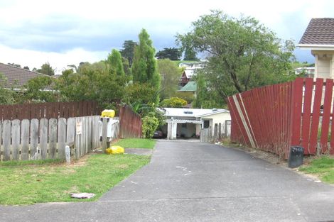 Photo of property in 24 Brougham Place, West Harbour, Auckland, 0618