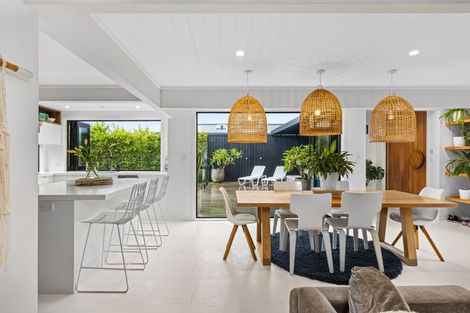 Photo of property in 2/9 Tainui Street, Torbay, Auckland, 0630