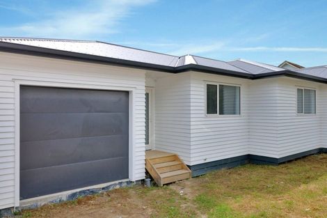 Photo of property in 20a Fraser Street, Wainuiomata, Lower Hutt, 5014