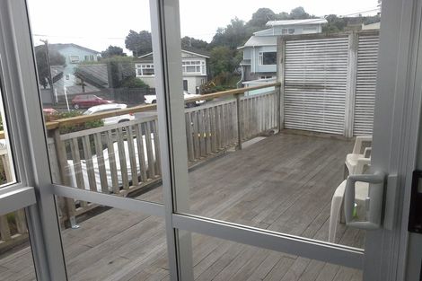 Photo of property in 5a Beach Road, Plimmerton, Porirua, 5026