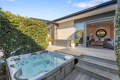 Photo of property in 1/18 Davita Place, Farm Cove, Auckland, 2012