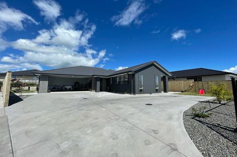 Photo of property in 5 Nottingham Road, Omokoroa, 3114
