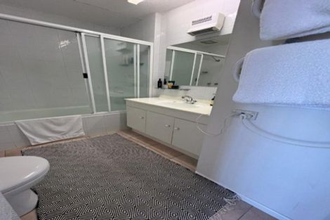 Photo of property in 58/45 Stanley Road, Stanley Point, Auckland, 0624