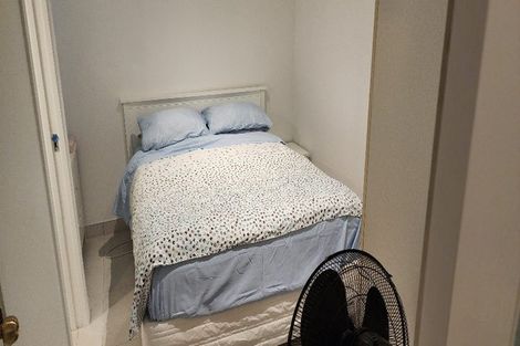 Photo of property in 1/12 Pluto Place, Beach Haven, Auckland, 0626