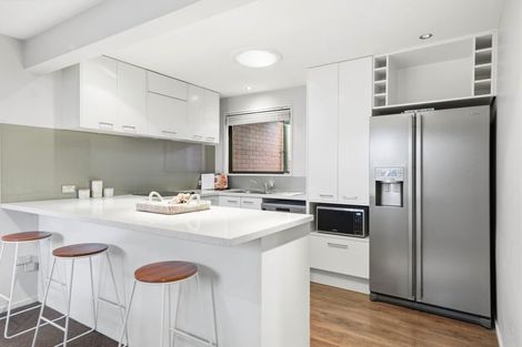 Photo of property in 2/89 Windermere Road, Papanui, Christchurch, 8053