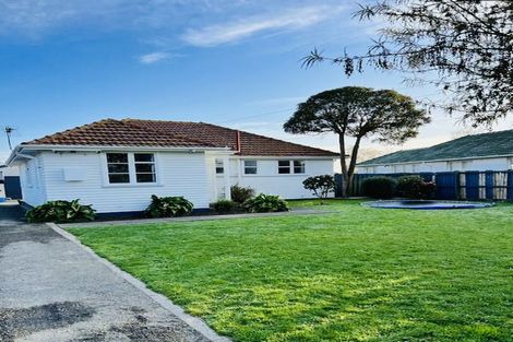 Photo of property in 30 Ealing Street, Redwood, Christchurch, 8051