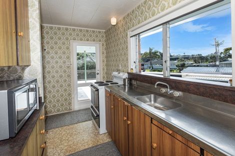 Photo of property in 4 Papaka Road, Ngunguru, Whangarei, 0173