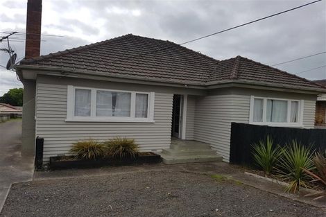 Photo of property in 75 Helvetia Road, Pukekohe, 2120