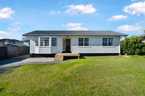 Photo of property in 14 John Walker Drive, Manurewa, Auckland, 2102