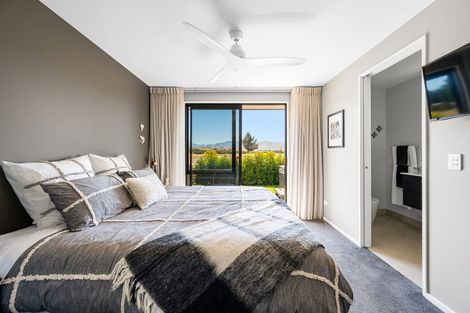 Photo of property in 8 Tahi Street, Albert Town, Wanaka, 9305