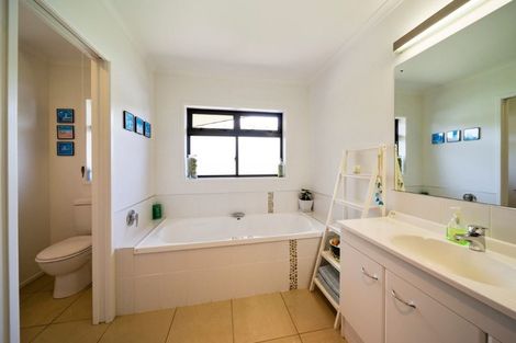 Photo of property in 267 Leith Road, Okato, New Plymouth, 4374