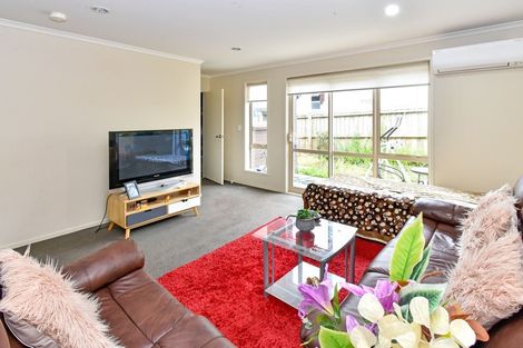 Photo of property in 32 Akeake Lane, Manurewa, Auckland, 2102