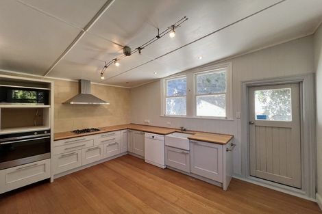 Photo of property in 25 Austin Street, Mount Victoria, Wellington, 6011